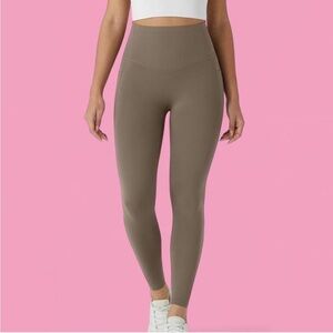 Women's Tan/brown Leggings size xs s brand new with tags retail price $45